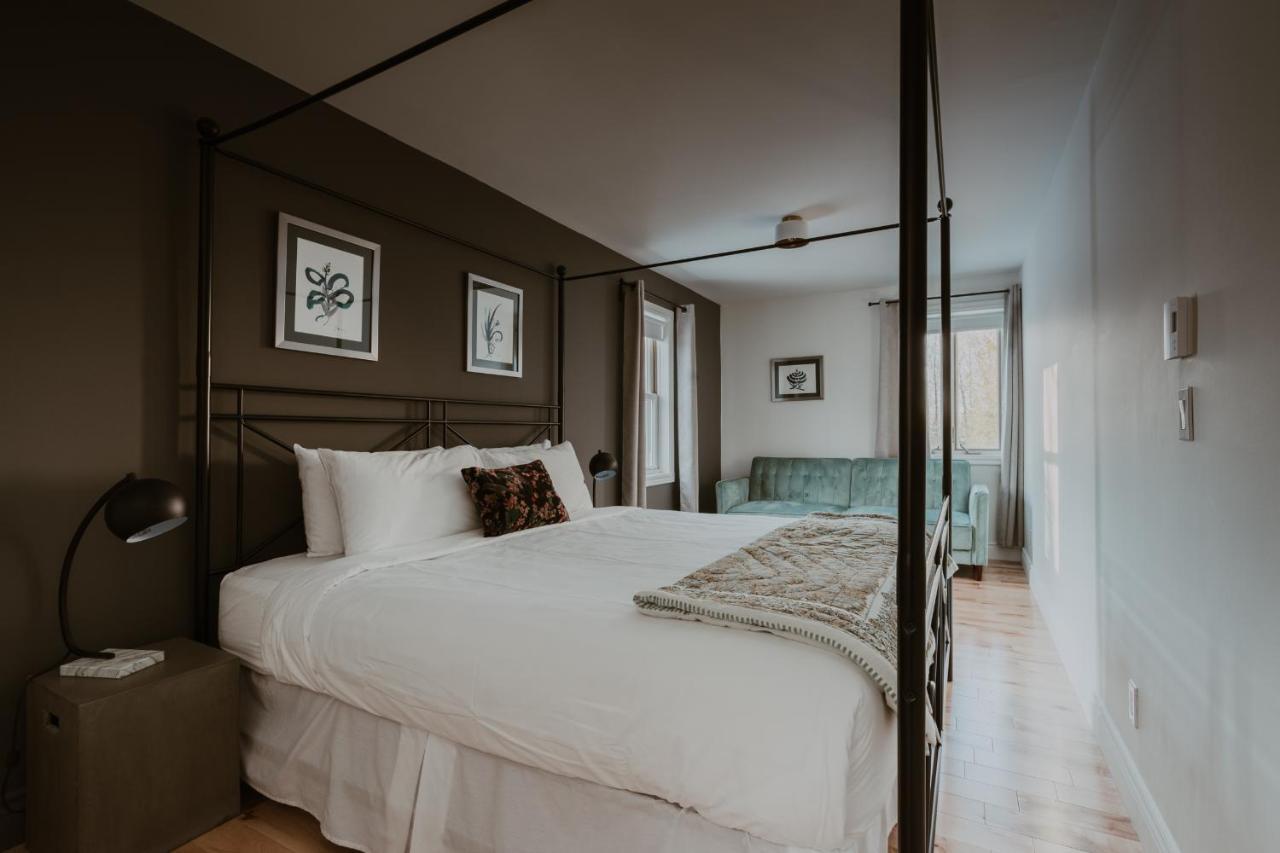 Domaine Jolivent Hotel Лак-Бром Екстериор снимка
