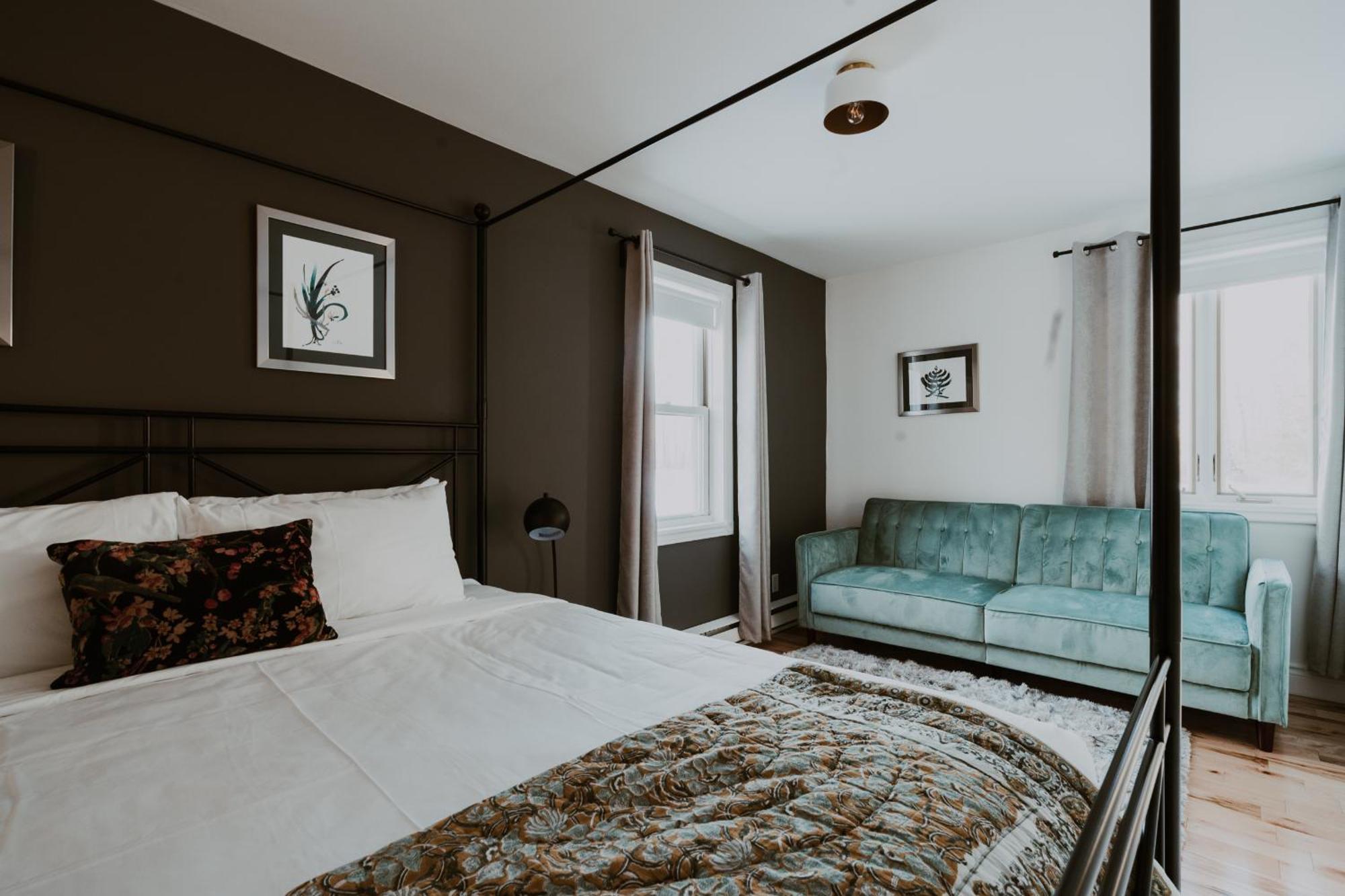 Domaine Jolivent Hotel Лак-Бром Екстериор снимка